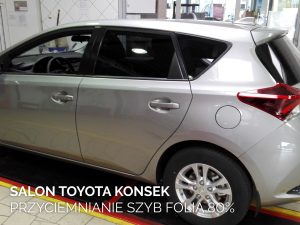 salon Toyota Konsek - przyciemnianie szyb folia 80%